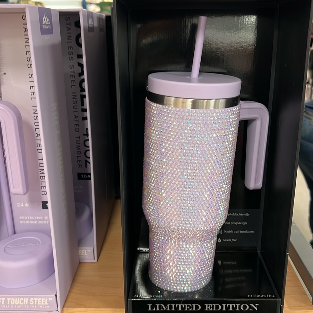 Hydrapeak Tumbler Blinged out limited edition (buy now)